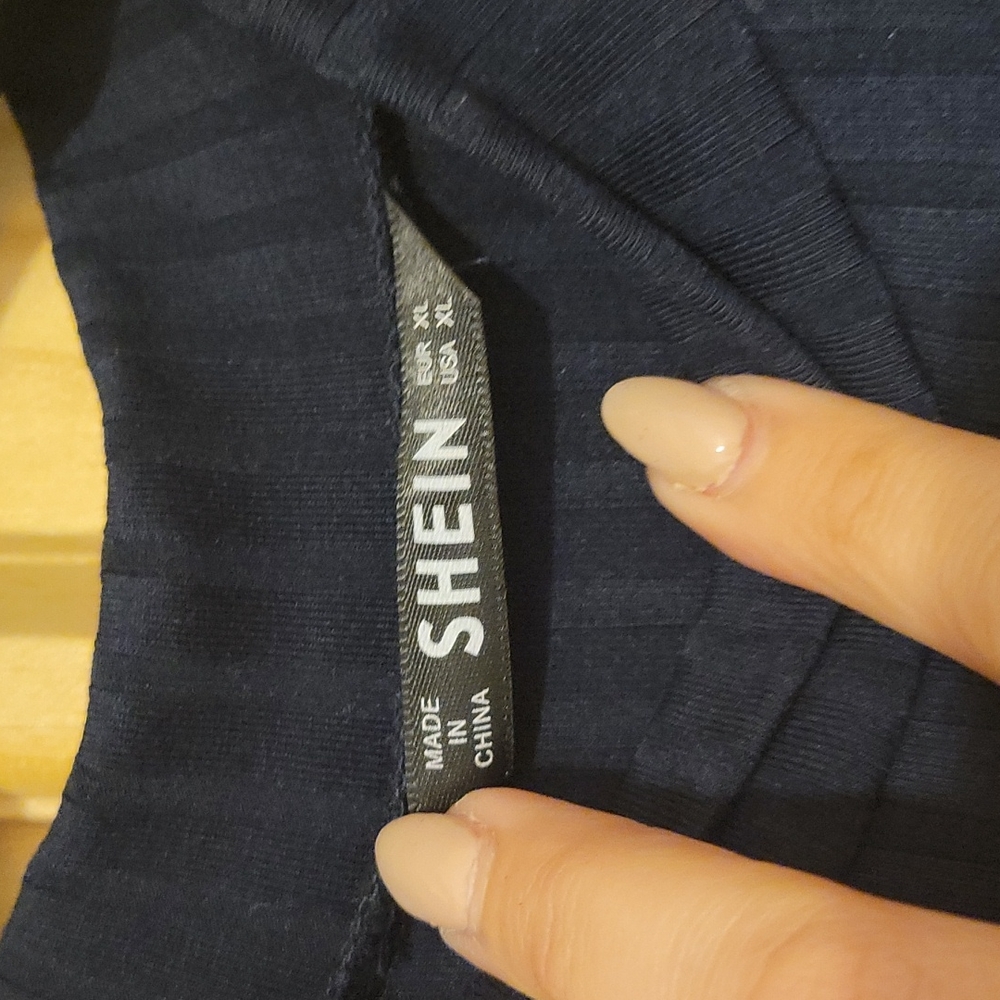 Shein Dress - Picture 2 of 3